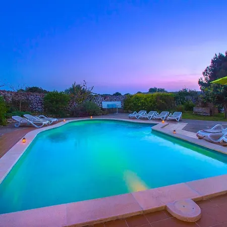 Sleeps 8 Pool Air Con Wifi *